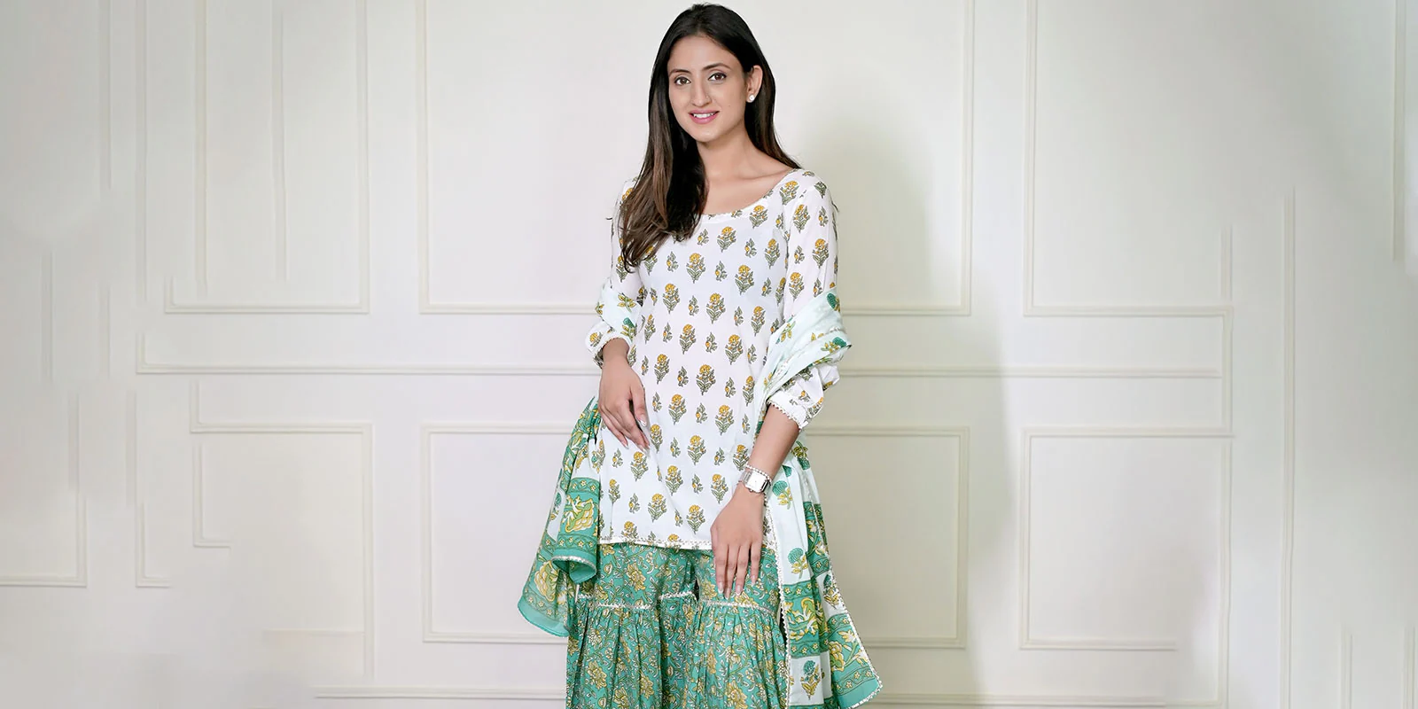 COTTON SUIT <br/>
COLLECTIONS